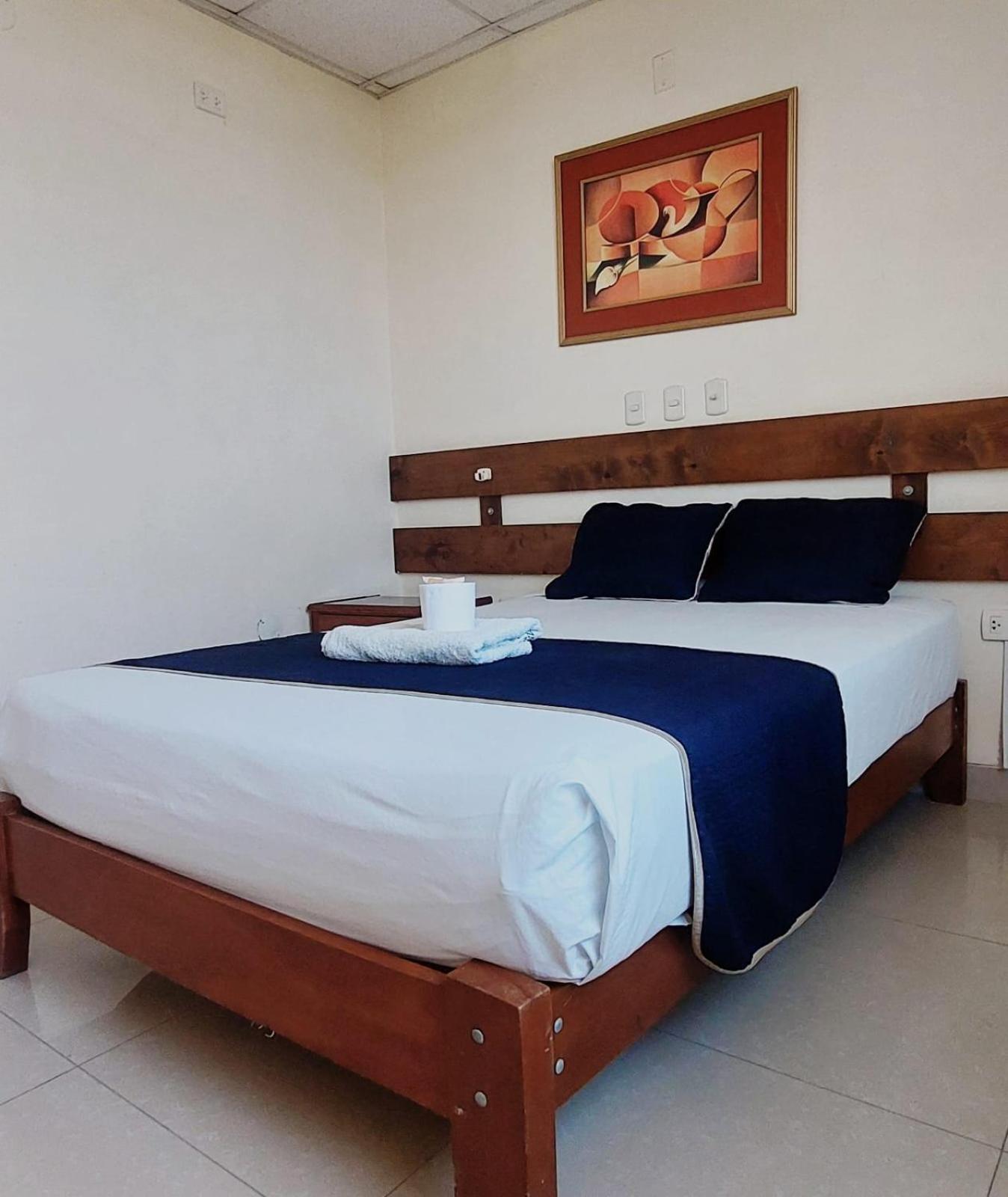 Hotel Arizona Piura Buitenkant foto